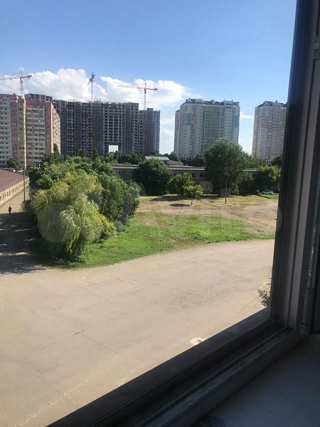 1-комн квартира, 67.9 м², р-н Парк Галицкого (№124244)