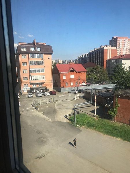 1-комн квартира, 67.9 м², р-н Парк Галицкого (№124244)