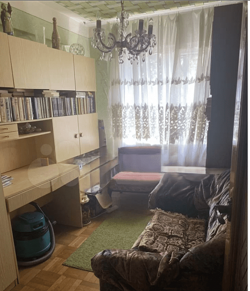 Продается 4-комн квартира, 62 м², р-н Фестивальный, 
