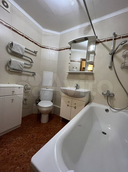 4-комн квартира, 74.9 м², р-н Гидростроителей (№126085)