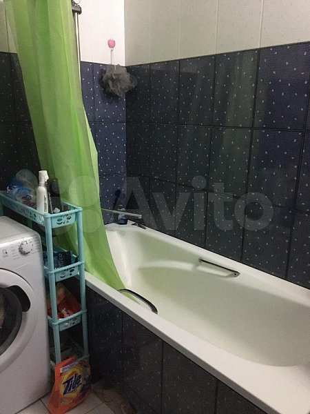 4-комн квартира, 76.8 м², р-н Российская ул (№126108)