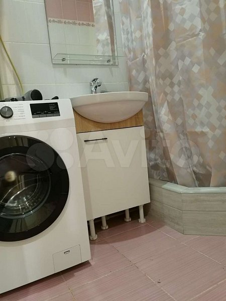 1-комн квартира, 34 м², р-н Российская ул (№123940)