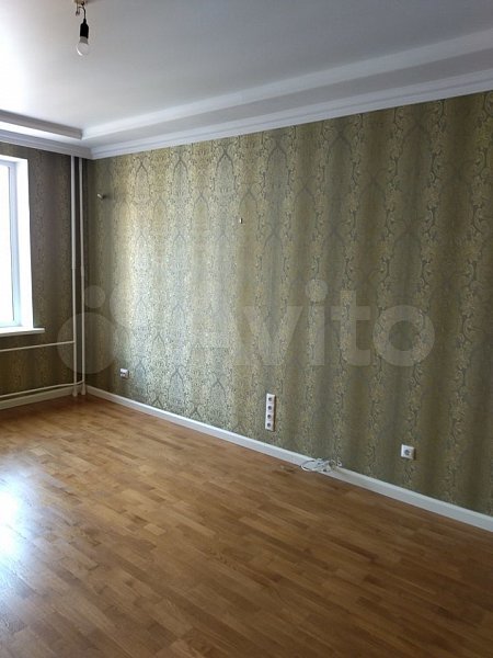 2-комн квартира, 64 м², р-н Российская ул (№124835)