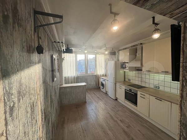 1-комн квартира, 48 м², р-н Российская ул (№124306)