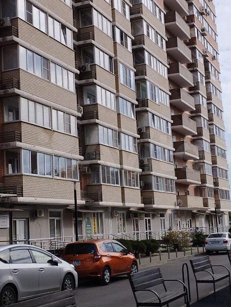 1-комн квартира, 46 м², р-н Гидростроителей (№123754)