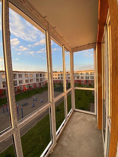 3-комн квартира, 95.9 м², р-н Немецкая деревня (№124729)