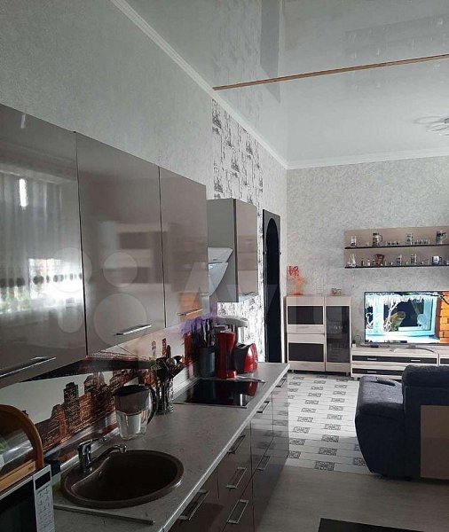 3-комн квартира, 105 м², р-н Российская ул (№124311)