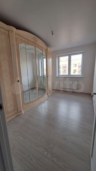 4-комн квартира, 77 м², р-н Немецкая деревня (№130883)