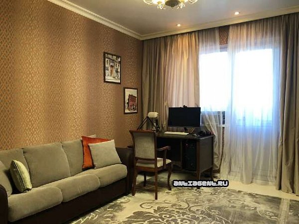 2-комн квартира, 72 м², р-н Центр (№124841)