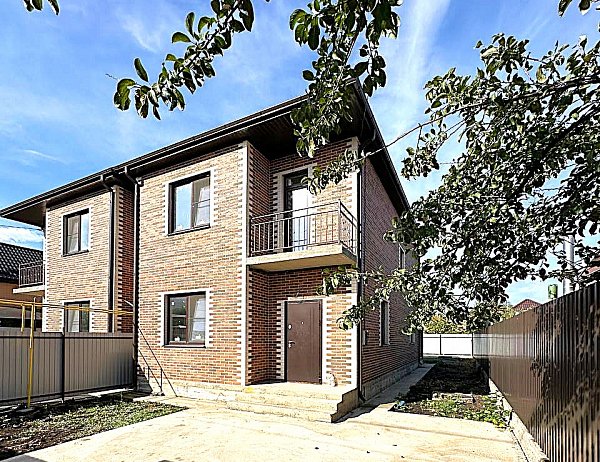 Продается Дом 167 м², уч. 3 сот., Краснодар