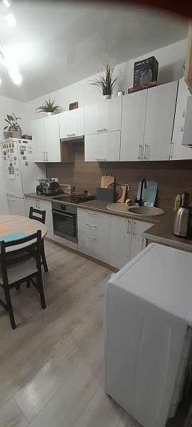2-комн квартира, 56 м², р-н Черемушки (№123625)