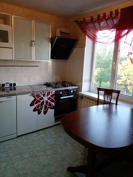 4-комн. квартира, 81 м², р-н Российская ул, Краснодар (№127683)