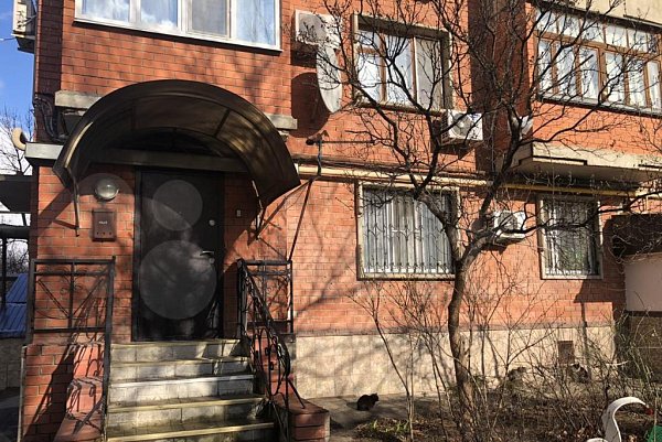 4-комн квартира, 118 м², р-н Центр (№123949)