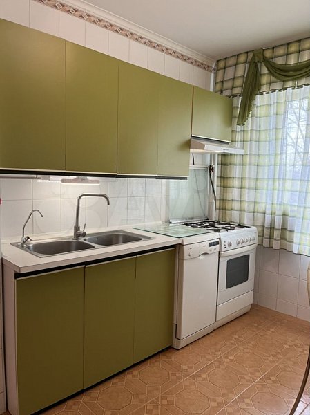 4-комн квартира, 74.9 м², р-н Гидростроителей (№126085)