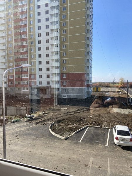 Продается 3-комн квартира, 80.6 м², р-н Молодежный, 