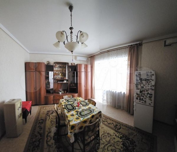 2-комн квартира, 79 м², р-н Российская ул (№124643)