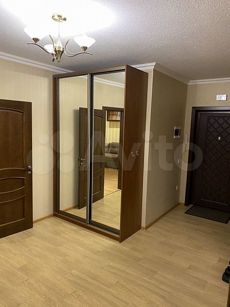 3-комн квартира, 100.5 м², р-н Петра Метальникова (№124351)