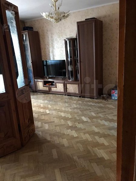 3-комн квартира, 56.6 м², р-н 40-лет Победы (№123729)