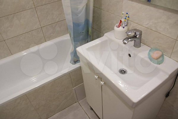 1-комн квартира, 40.3 м², р-н Петра Метальникова (№124245)