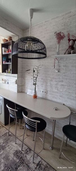 1-комн квартира, 37.5 м², р-н Российская ул (№123734)