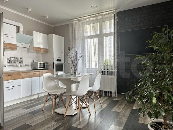 2-комн квартира, 75 м², р-н Восточно-кругликовский (№124587)