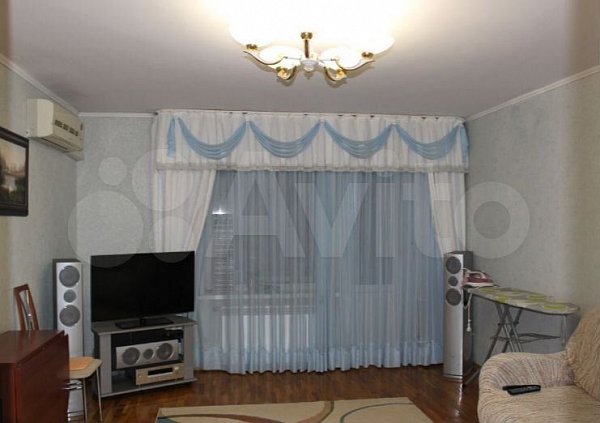 Продается 4-комн. квартира, 80 м², р-н Славянский, Краснодар