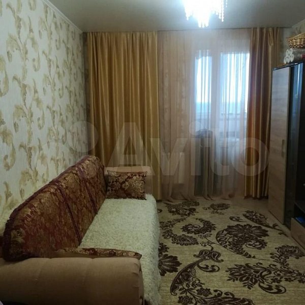 3-комн квартира, 87.3 м², р-н Российская ул (№123796)