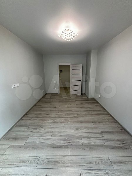 2-комн квартира, 65 м², р-н Петра Метальникова (№124576)