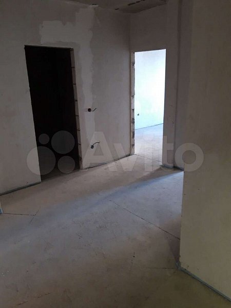 1-комн квартира, 55.7 м², р-н Гидростроителей (№124005)