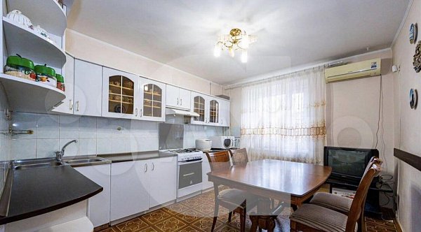 4-комн квартира, 118 м², р-н Центр (№123949)