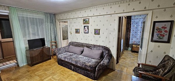 Продается 4-комн. квартира, 61 м², р-н Гидростроителей, Краснодар