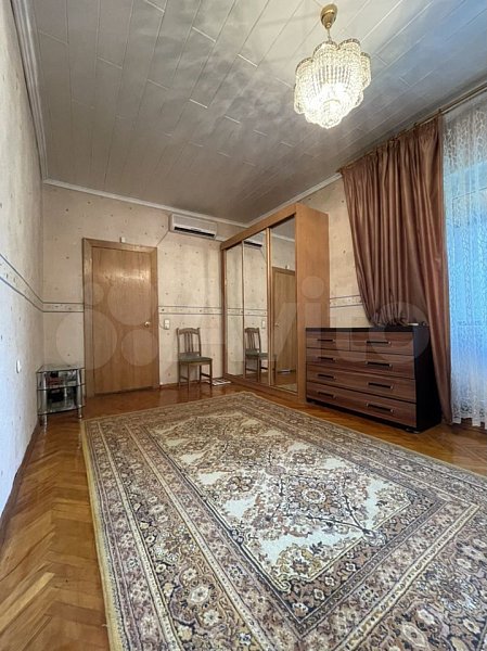 5-комн квартира, 148 м², р-н Центр (№123991)