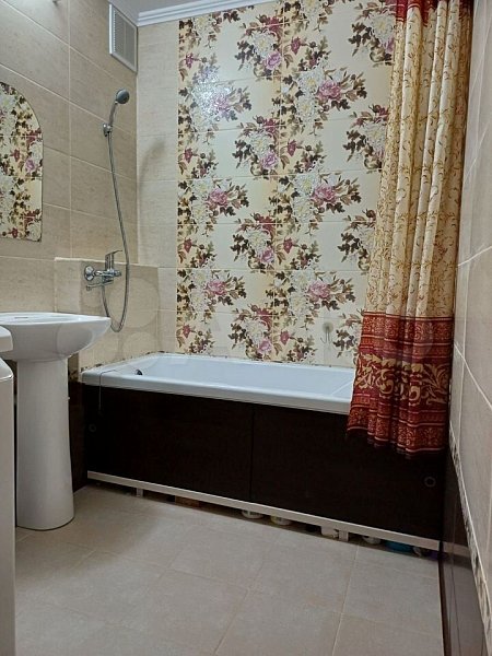 2-комн квартира, 72 м², р-н Черемушки (№123805)