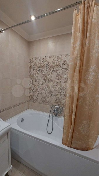 4-комн квартира, 120 м², р-н Петра Метальникова (№123948)