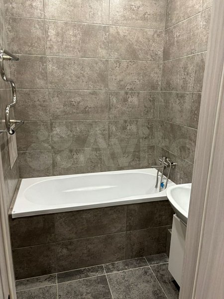 2-комн квартира, 65 м², р-н Петра Метальникова (№124576)