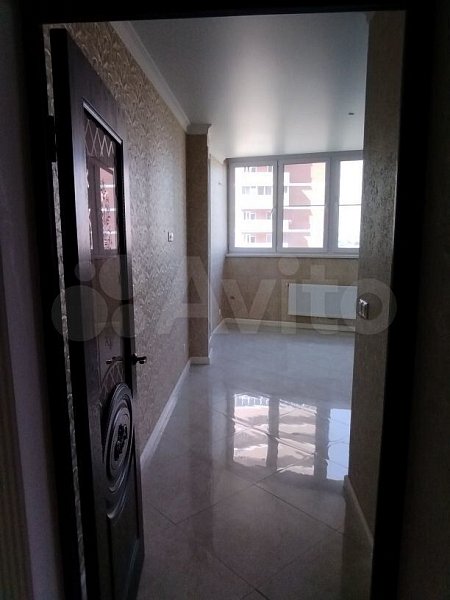 2-комн квартира, 64 м², р-н Российская ул (№124835)