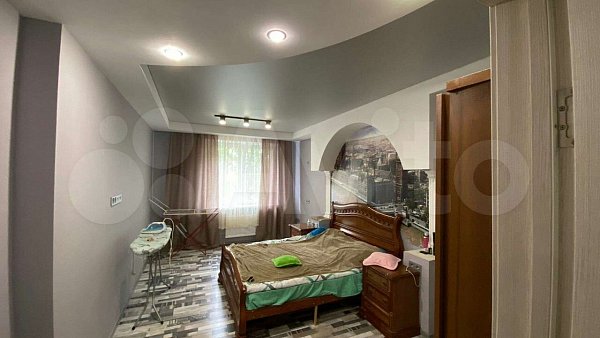 3-комн квартира, 90 м², р-н Российская ул (№124872)