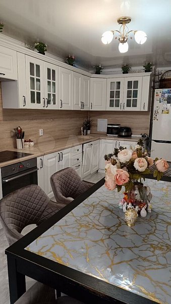 3-комн квартира, 91 м², р-н Российская ул (№124402)