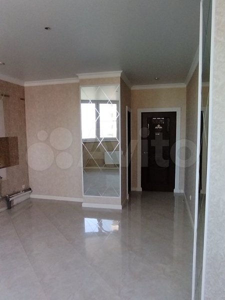 2-комн квартира, 64 м², р-н Российская ул (№124835)