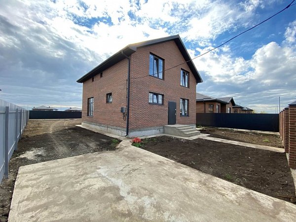 Дом 145 м², уч. 6 сот., Адыгея