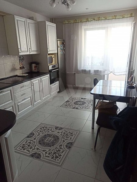 3-комн квартира, 83 м², р-н Молодежный (№123959)