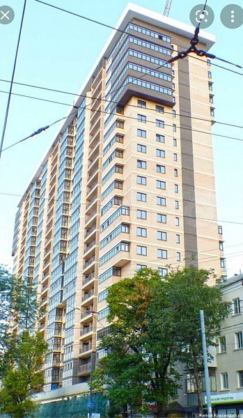 Продается 2-комн квартира, 76 м², р-н Центр, 