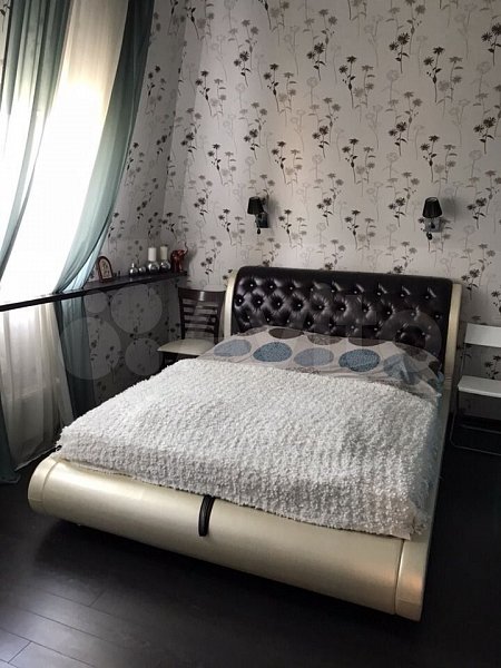 4-комн квартира, 120 м², р-н Селезнева-СБС (№125480)