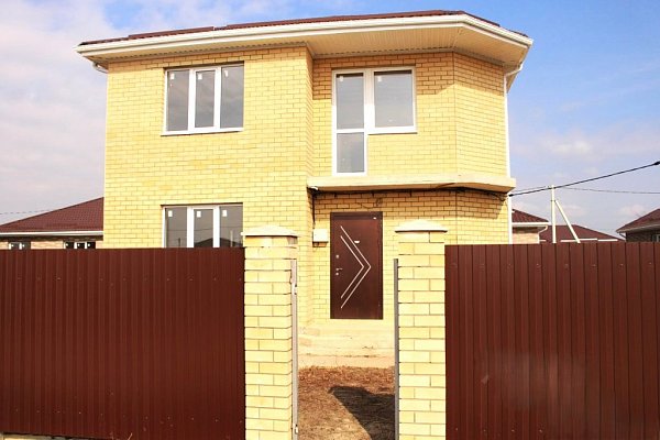 Продается Дом 119.7 м², уч. 4 сот., КП Семейный