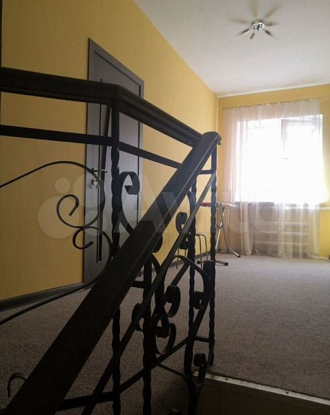 5-комн квартира, 132 м², р-н Центр (№131168)