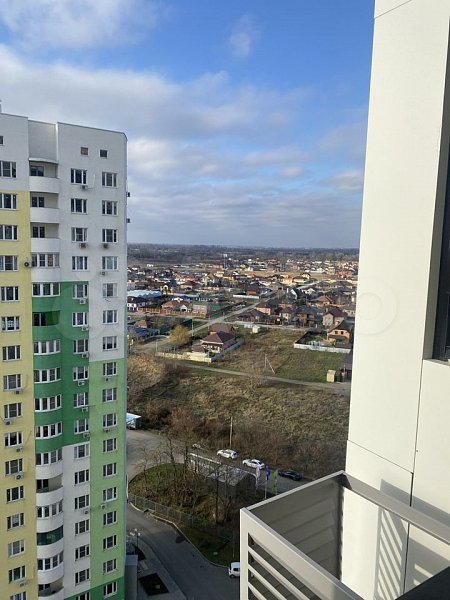 2-комн квартира, 61.5 м², р-н Гидростроителей (№124531)