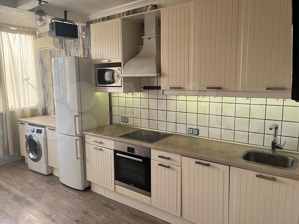 1-комн квартира, 48 м², р-н Российская ул (№124306)