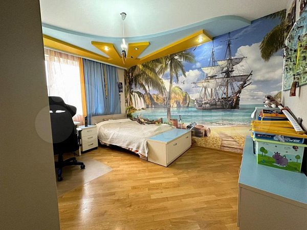 4-комн квартира, 125 м², р-н Гидростроителей (№124927)