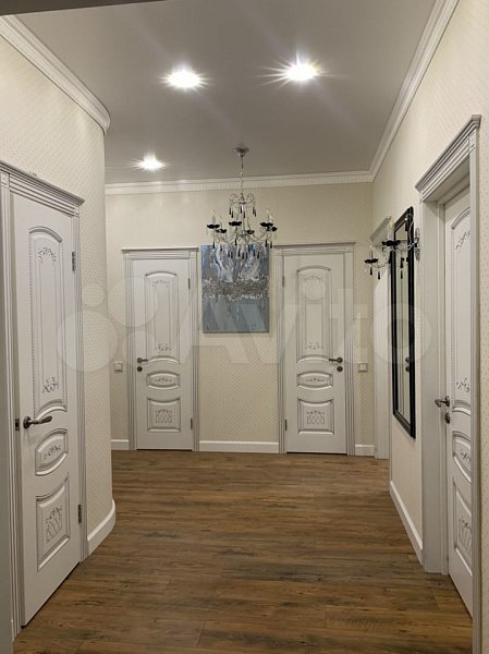 2-комн квартира, 76 м², р-н Центр (№124070)