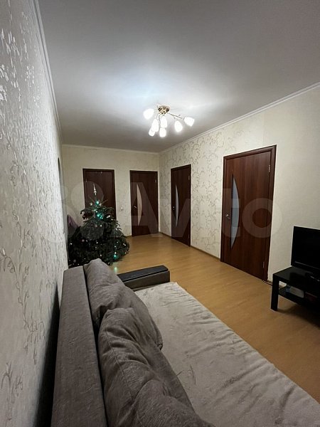 Продается 3-комн квартира, 72 м², р-н Российская ул, 